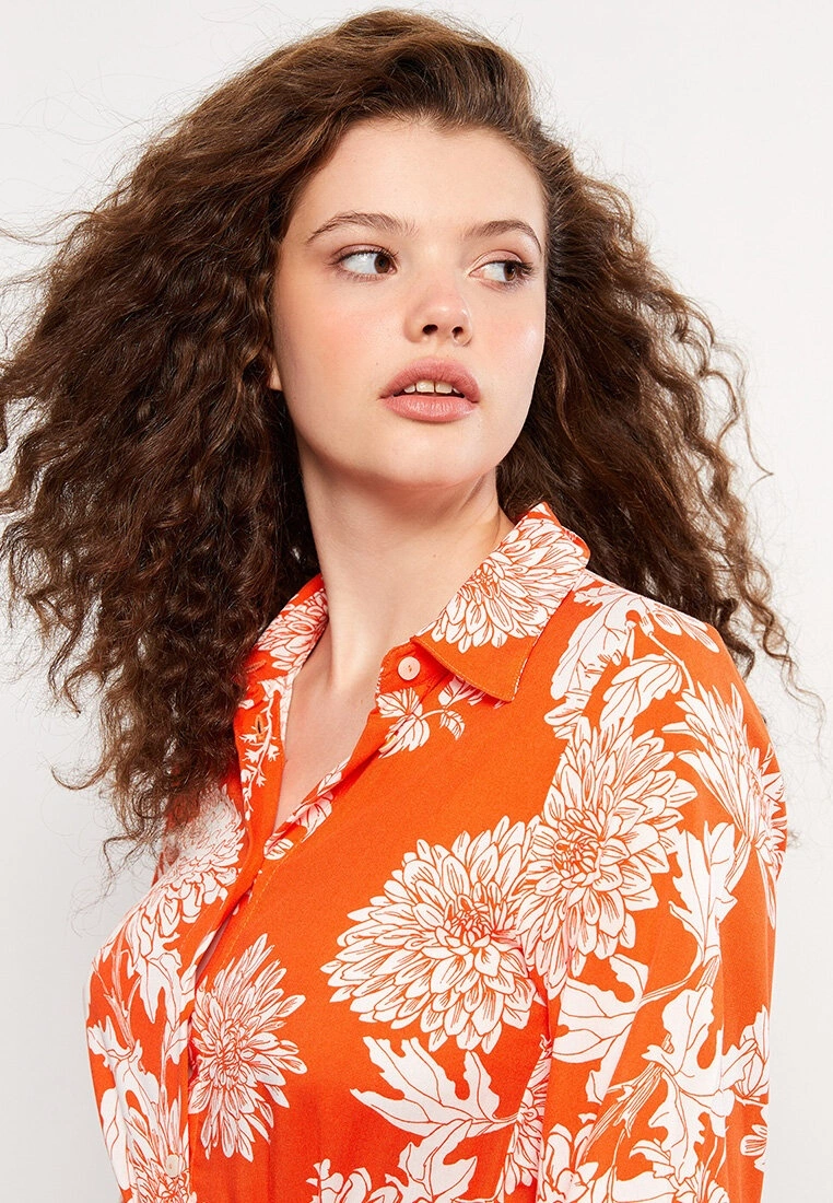 LC WAIKIKI Shirt Collar Patterned Viscose Women's Dress 6 LC WAIKIKI Shirt Collar Patterned Viscose Women's Dress - Image 4