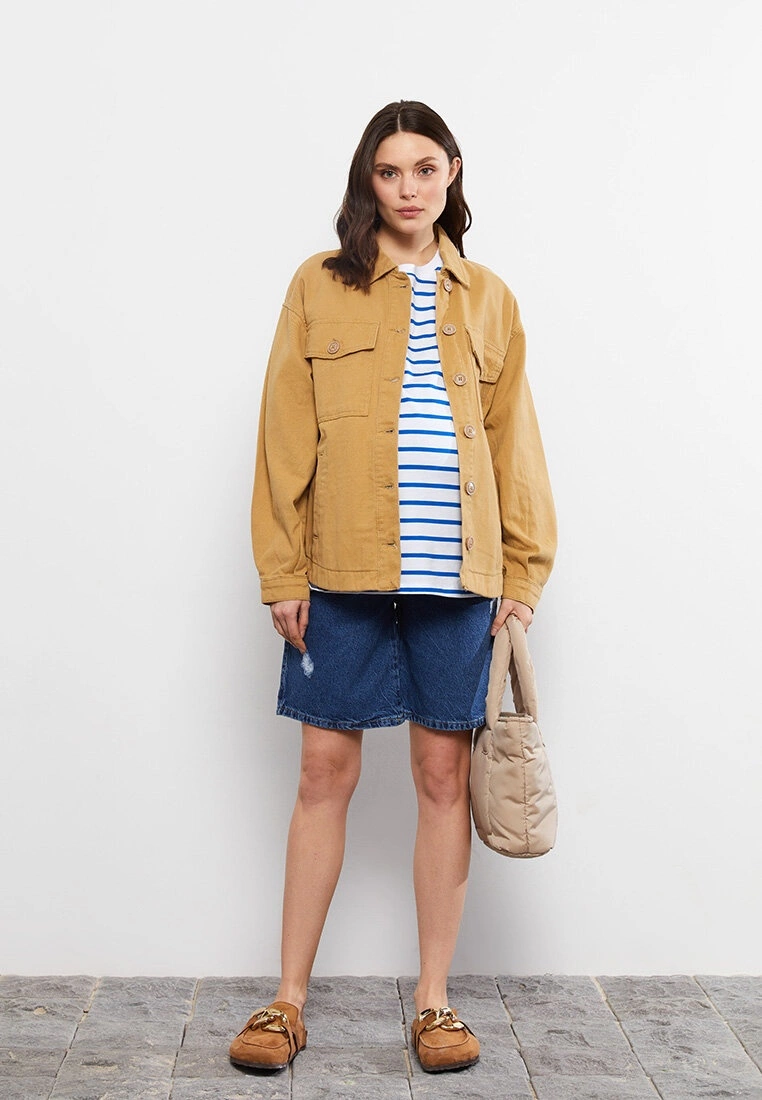 LC WAIKIKI Tummy Paneled Mom Fit Plain Pocket Detailed Maternity Rodeo Jean Shorts 4 LC WAIKIKI Tummy Paneled Mom Fit Plain Pocket Detailed Maternity Rodeo Jean Shorts - Image 2