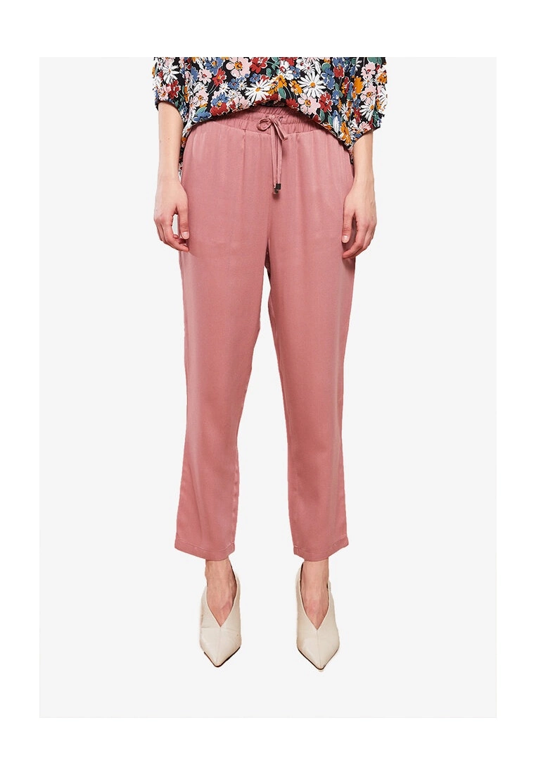 LC WAIKIKI Ankle Viscose Trousers 3 LC WAIKIKI Ankle Viscose Trousers