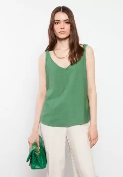 LC WAIKIKI V-Neck Straight Sleeveless Women's Blouse