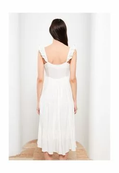 LC WAIKIKI Embroidered Crinkle Dress -LC WAIKIKI popular shop lc waikiki 1473 8236526 2