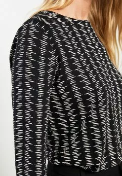 LC WAIKIKI Crew Neck Patterned Long Sleeve Women's T-Shirt -LC WAIKIKI popular shop lc waikiki 1484 8649836 4