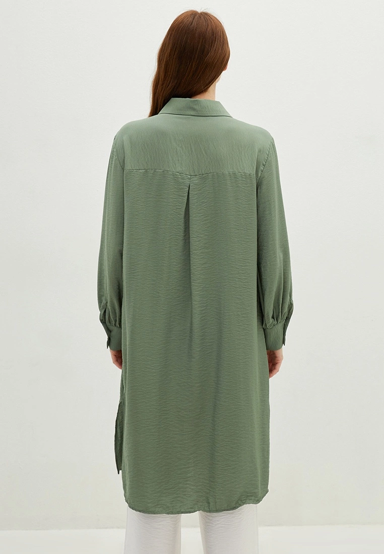LC WAIKIKI MODEST Shirt Collar Straight Tunic 4 LC WAIKIKI MODEST Shirt Collar Straight Tunic - Image 2
