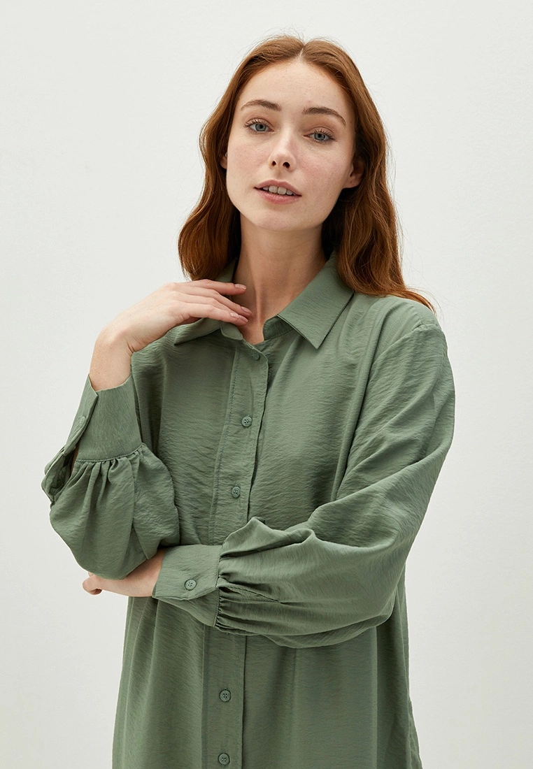 LC WAIKIKI MODEST Shirt Collar Straight Tunic 5 LC WAIKIKI MODEST Shirt Collar Straight Tunic - Image 3