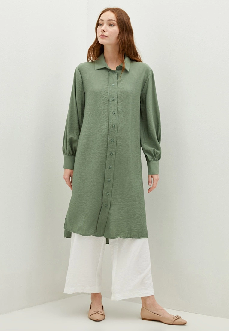 LC WAIKIKI MODEST Shirt Collar Straight Tunic 6 LC WAIKIKI MODEST Shirt Collar Straight Tunic - Image 4
