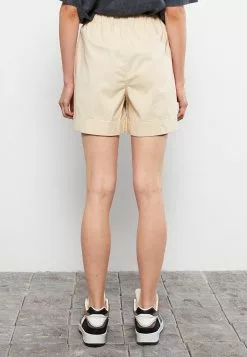 LC WAIKIKI Elastic Waist Comfortable Fit Straight Gabardine Women's Shorts -LC WAIKIKI popular shop lc waikiki 1720 6474236 5