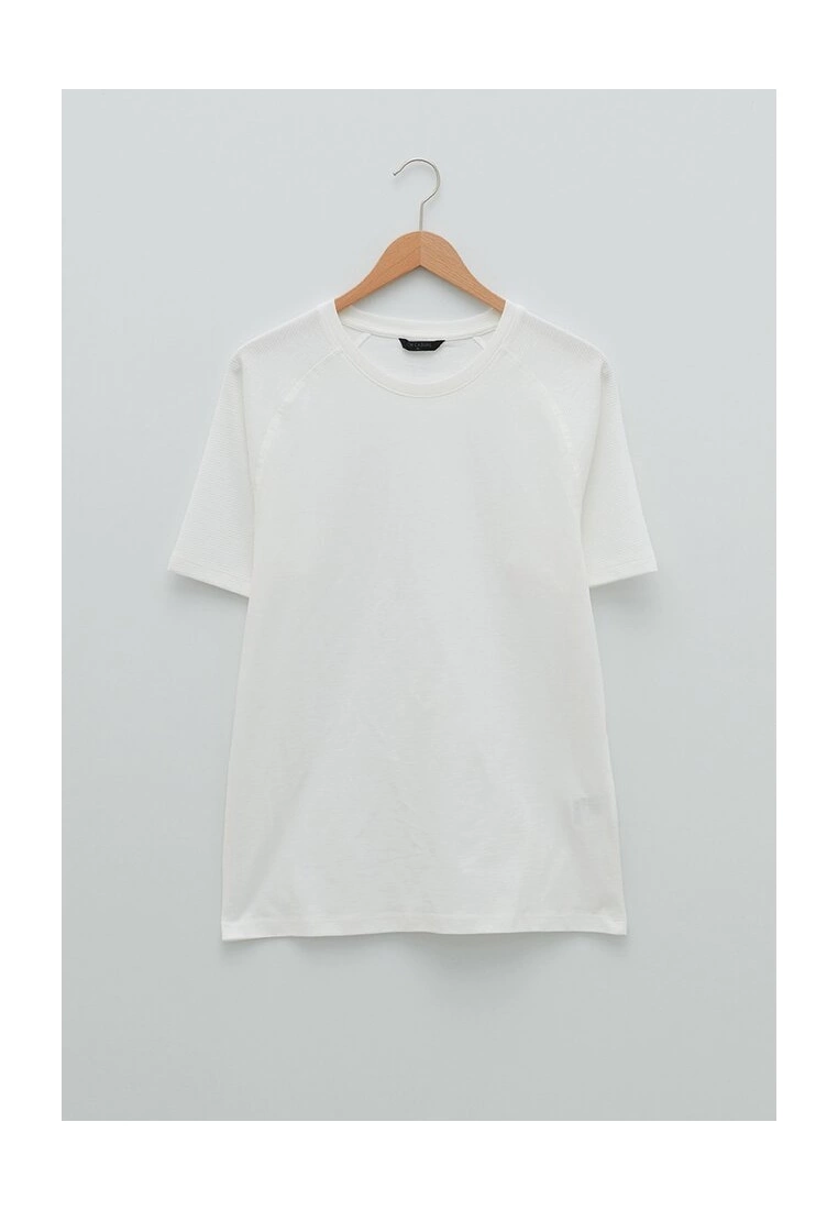 LC WAIKIKI Basic Crew T-Shirt 7 LC WAIKIKI Basic Crew T-Shirt - Image 5