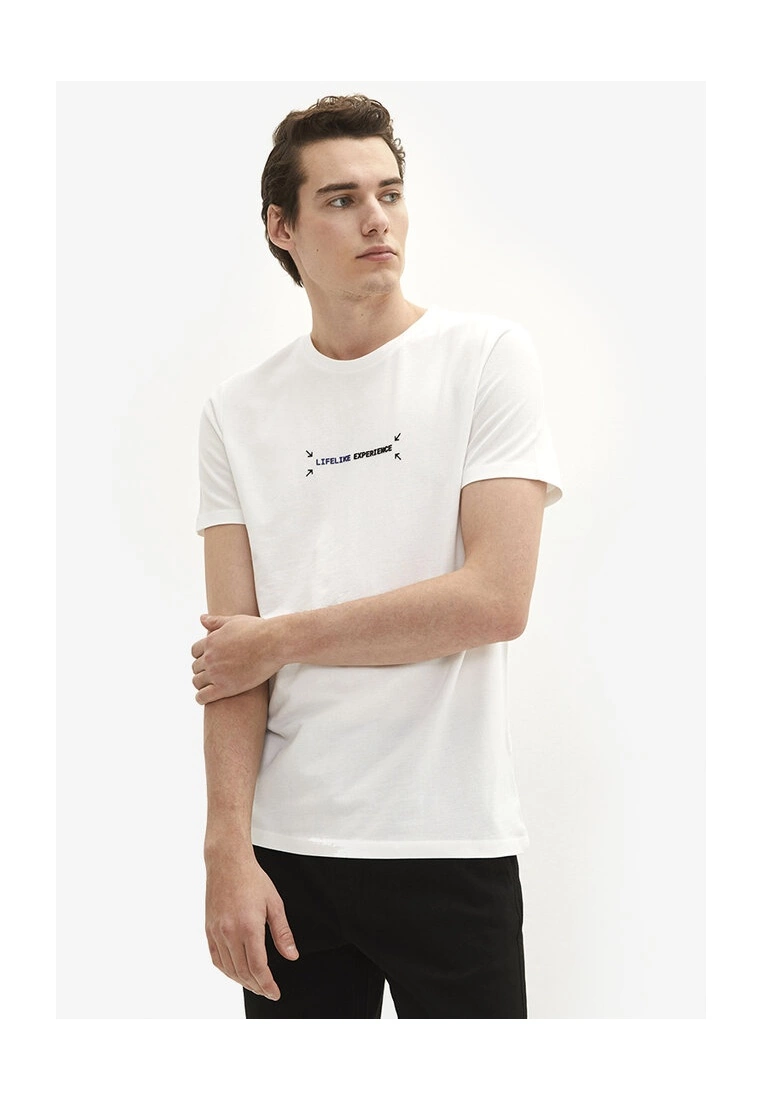 LC WAIKIKI Printed Piqué T-Shirt 3 LC WAIKIKI Printed Piqué T-Shirt