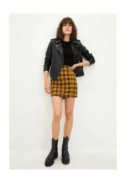 LC WAIKIKI Slim Fit Plaid Women's Mini Skirt 10 LC WAIKIKI Slim Fit Plaid Women's Mini Skirt -LC WAIKIKI popular shop lc waikiki 2069 6049506 4