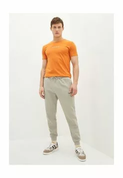 LC WAIKIKI Embroidered Combed Combed T-Shirt -LC WAIKIKI popular shop lc waikiki 2084 6742216 4