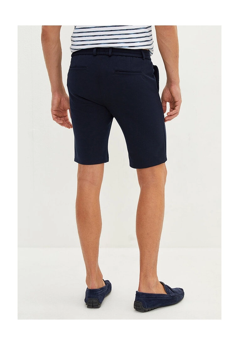 LC WAIKIKI Standard Fit Bermuda Shorts 4 LC WAIKIKI Standard Fit Bermuda Shorts - Image 2