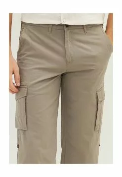 LC WAIKIKI Standard Fit Men Cargo Shorts -LC WAIKIKI popular shop lc waikiki 2119 4680616 3