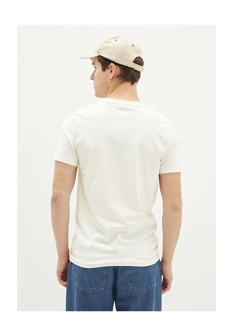 LC WAIKIKI Printed Combed Cotton T-Shirt 4 LC WAIKIKI Printed Combed Cotton T-Shirt - Image 2