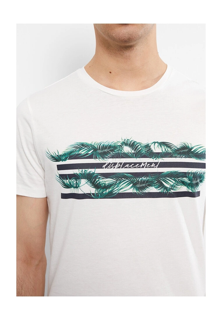 LC WAIKIKI Short Sleeves Cotton T-Shirt 5 LC WAIKIKI Short Sleeves Cotton T-Shirt - Image 3