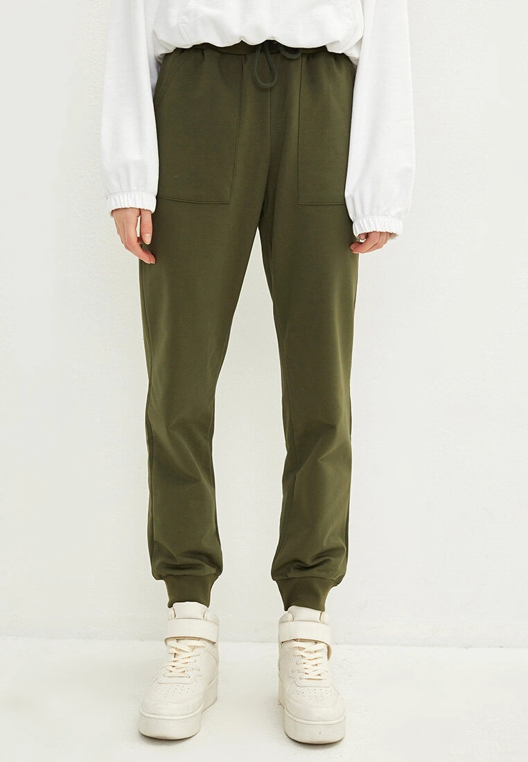 LC WAIKIKI Women's Elastic Waist Regular Jogger Sweatpants 7 LC WAIKIKI Women's Elastic Waist Regular Jogger Sweatpants - Image 5