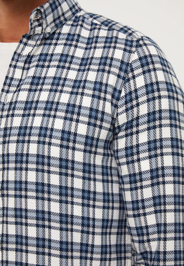 LC WAIKIKI Slim Fit Long Sleeve Plaid Men Shirt 6 LC WAIKIKI Slim Fit Long Sleeve Plaid Men Shirt - Image 4