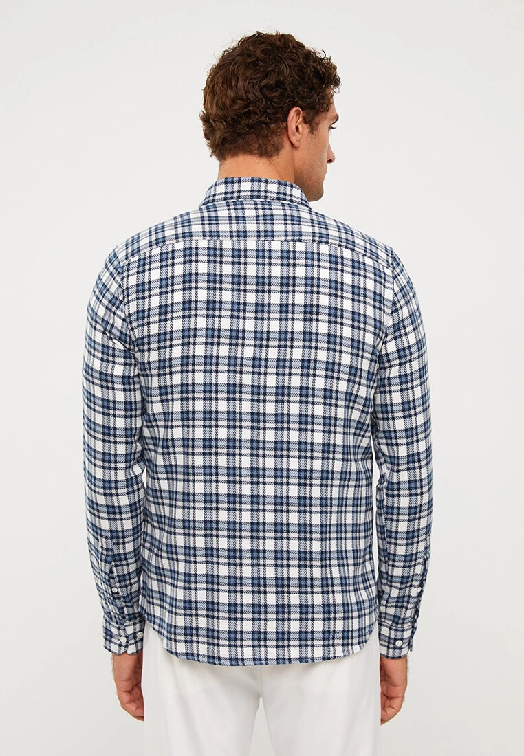 LC WAIKIKI Slim Fit Long Sleeve Plaid Men Shirt 7 LC WAIKIKI Slim Fit Long Sleeve Plaid Men Shirt - Image 5