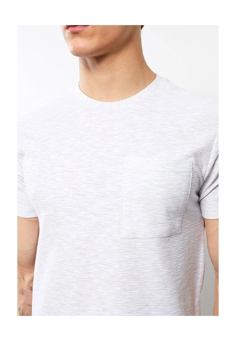 LC WAIKIKI Short Sleeve Basic Cotton T-Shirt 5 LC WAIKIKI Short Sleeve Basic Cotton T-Shirt - Image 3