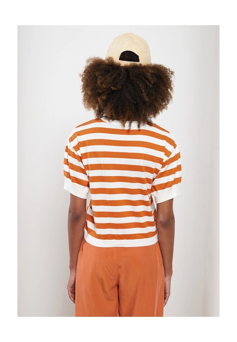 LC WAIKIKI Striped Women's Knitwear Sweater 4 LC WAIKIKI Striped Women's Knitwear Sweater - Image 2