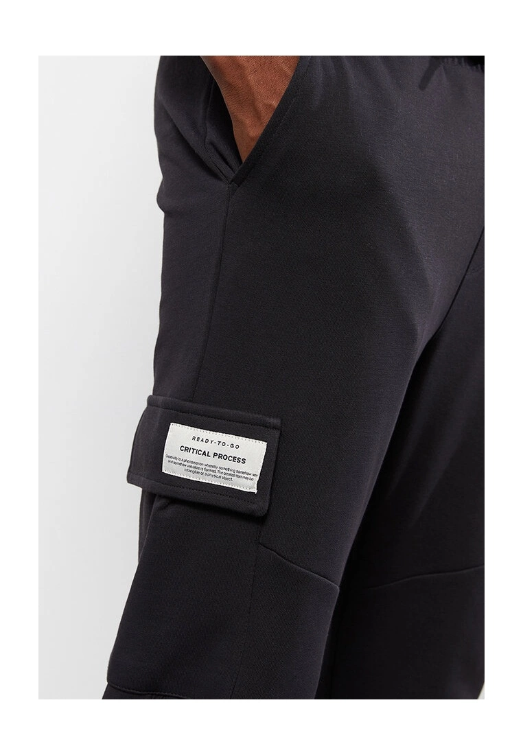 LC WAIKIKI Slim Fit Men's Jogger Trousers 5 LC WAIKIKI Slim Fit Men's Jogger Trousers - Image 3