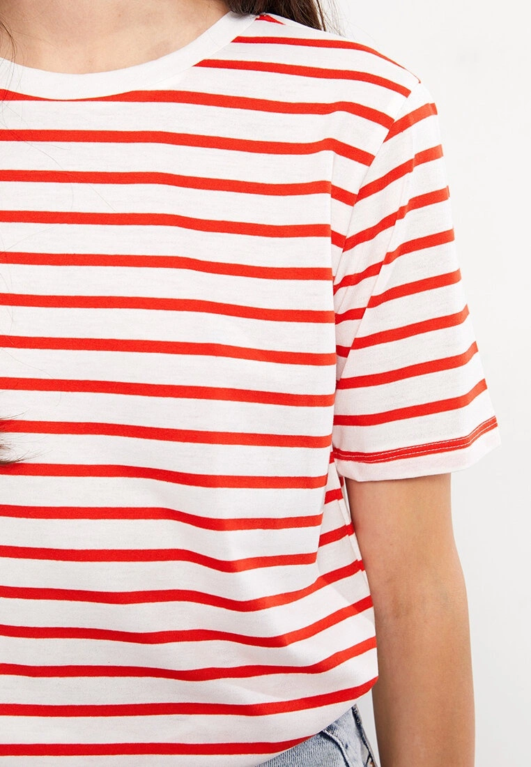 LC WAIKIKI Crew Neck Striped Short Sleeve Women's T-Shirt 6 LC WAIKIKI Crew Neck Striped Short Sleeve Women's T-Shirt - Image 4