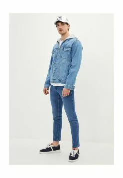 LC WAIKIKI 750 Slim Fit Jeans 10 LC WAIKIKI 750 Slim Fit Jeans -LC WAIKIKI popular shop lc waikiki 2730 8155716 4