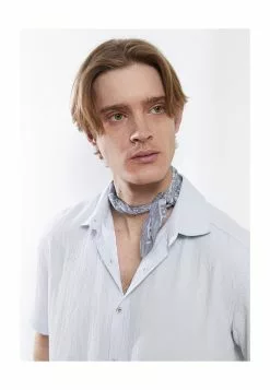 LC WAIKIKI Comfortable Fit Short Sleeves Shirt -LC WAIKIKI popular shop lc waikiki 2762 1065716 3