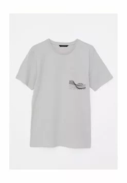 LC WAIKIKI Short Sleeve Combed Cotton T-Shirt -LC WAIKIKI popular shop lc waikiki 2811 7116716 5