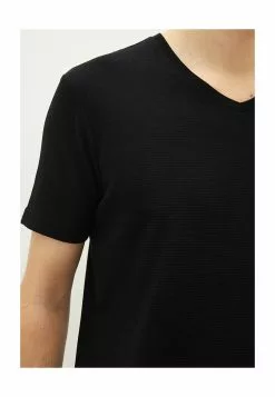 LC WAIKIKI V-Neck Short Sleeves Men's T-Shirt -LC WAIKIKI popular shop lc waikiki 2819 9960126 4