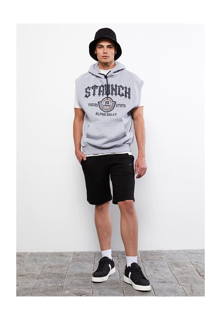 LC WAIKIKI Standard Knitted Men Shorts 6 LC WAIKIKI Standard Knitted Men Shorts - Image 4