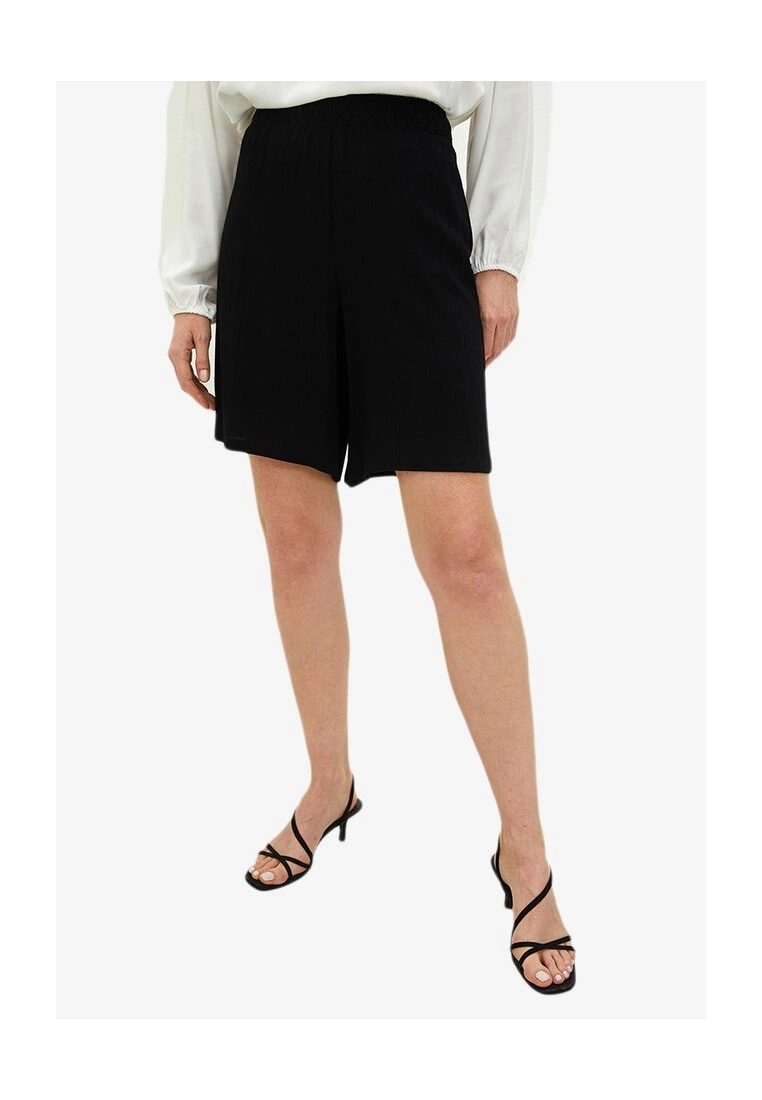 LC WAIKIKI Straight Viscose Bermuda Shorts 3 LC WAIKIKI Straight Viscose Bermuda Shorts