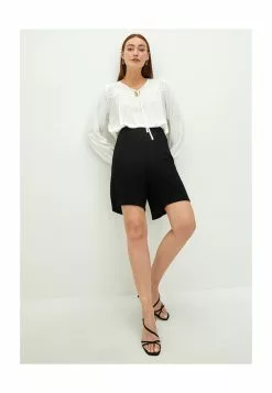 LC WAIKIKI Straight Viscose Bermuda Shorts 10 LC WAIKIKI Straight Viscose Bermuda Shorts -LC WAIKIKI popular shop lc waikiki 2982 5827016 4