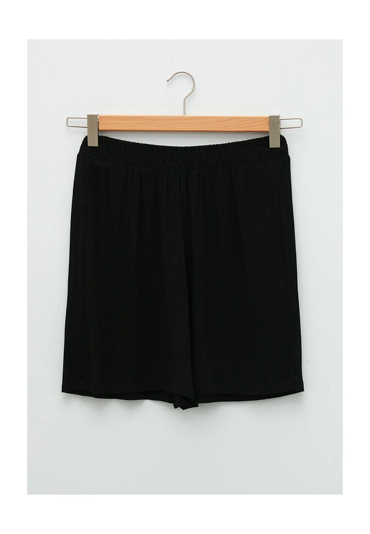 LC WAIKIKI Straight Viscose Bermuda Shorts 7 LC WAIKIKI Straight Viscose Bermuda Shorts - Image 5