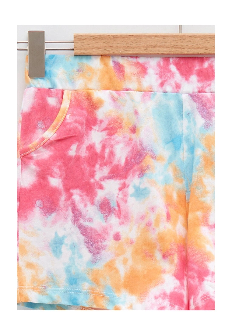 LC WAIKIKI Elastic Waist Batik Patterned Girl's Shorts 5 LC WAIKIKI Elastic Waist Batik Patterned Girl's Shorts - Image 3