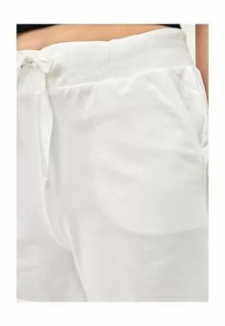 LC WAIKIKI Women's Straight With Elastic Waist Binding Detailed Shorts -LC WAIKIKI popular shop lc waikiki 3020 5061216 3