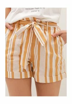 LC WAIKIKI Casual Gabardine Fabric Shorts 8 LC WAIKIKI Casual Gabardine Fabric Shorts -LC WAIKIKI popular shop lc waikiki 3030 9717016 3