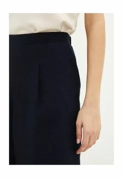 LC WAIKIKI Straight Pocket Detailed Women's Shorts -LC WAIKIKI popular shop lc waikiki 3051 8774116 3