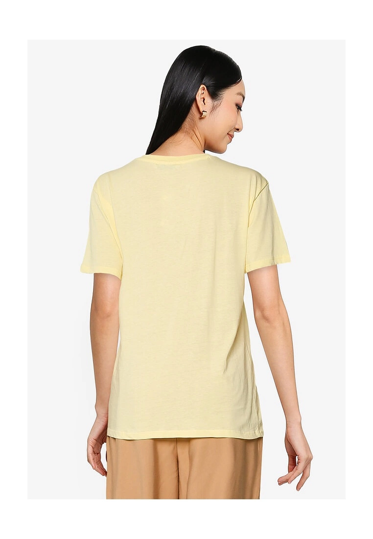 LC WAIKIKI Letter Printed Cotton Women's T-Shirt 4 LC WAIKIKI Letter Printed Cotton Women's T-Shirt - Image 2