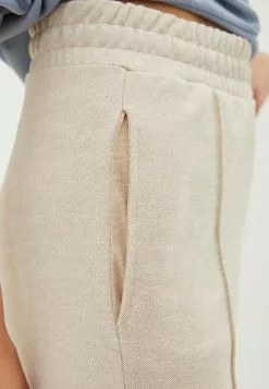 LC WAIKIKI Elastic Waist Flat Pocket Detailed Pique Women's Sweatpants -LC WAIKIKI popular shop lc waikiki 3171 1995726 5