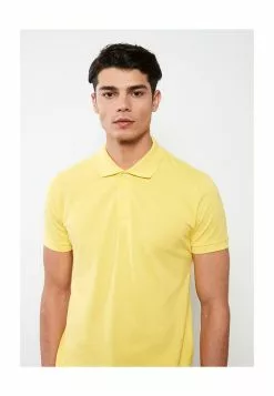 LC WAIKIKI Polo Neck Short Sleeve Piqué Men's T-Shirt -LC WAIKIKI popular shop lc waikiki 3444 9309426 3