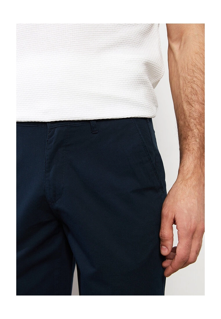 LC WAIKIKI Wide Fit Bermuda Men's Shorts 5 LC WAIKIKI Wide Fit Bermuda Men's Shorts - Image 3