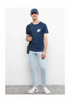 LC WAIKIKI Crew Neck Short Sleeve Combed Cotton Mens T-Shirt -LC WAIKIKI popular shop lc waikiki 3502 6098426 4