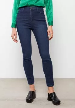 LC WAIKIKI Skinny Fit Straight Pocket Detailed Women's Rodeo Jeans -LC WAIKIKI popular shop lc waikiki 3553 2444236 2