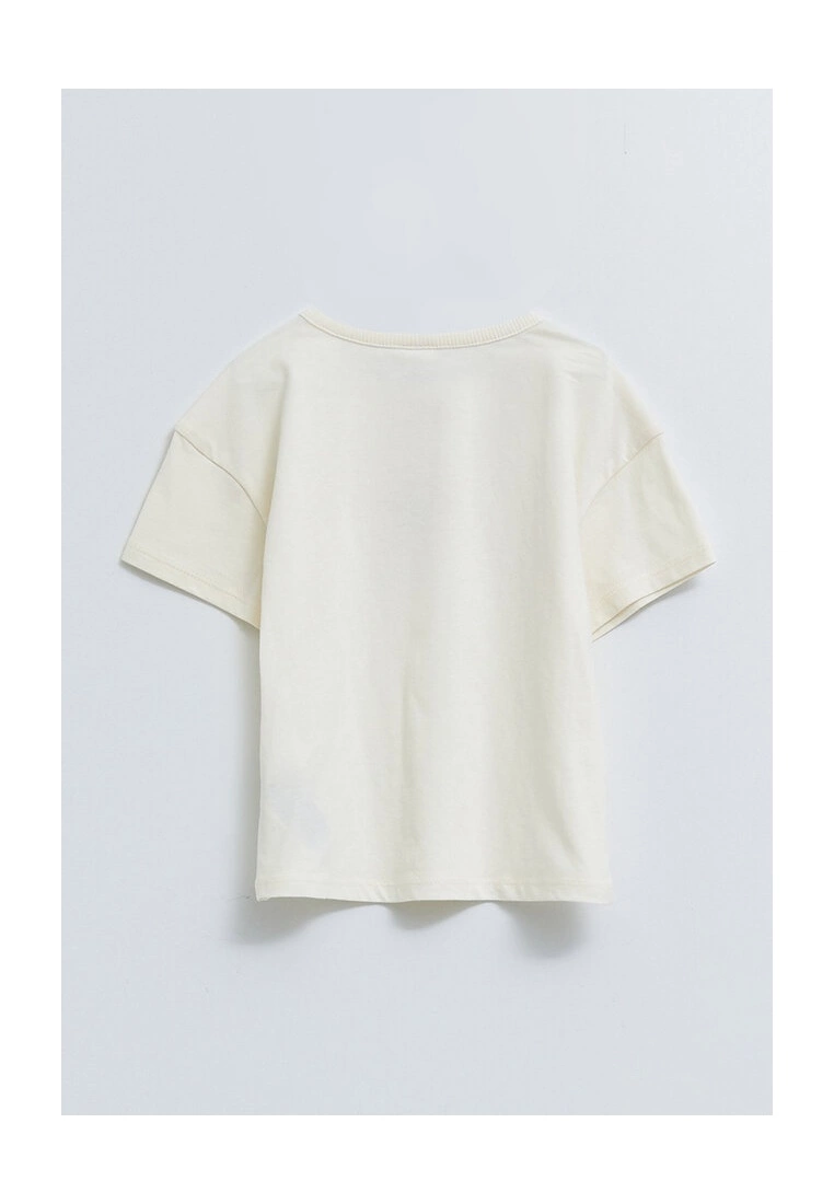 LC WAIKIKI Crew Neck Short Sleeve Printed Baby Girl T-Shirt And Shorts 2-Piece Set 6 LC WAIKIKI Crew Neck Short Sleeve Printed Baby Girl T-Shirt And Shorts 2-Piece Set - Image 4