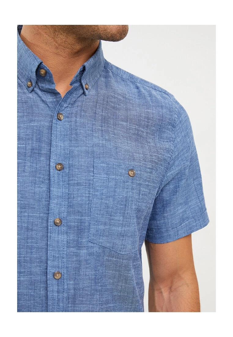 LC WAIKIKI Regular Fit Short Sleeve Men's Shirt 5 LC WAIKIKI Regular Fit Short Sleeve Men's Shirt - Image 3