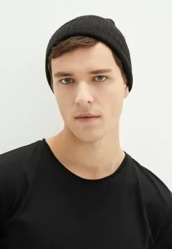 LC WAIKIKI Crew Neck Short Sleeve Basic Combed Cotton Men's T-Shirt -LC WAIKIKI popular shop lc waikiki 3856 7338236 4