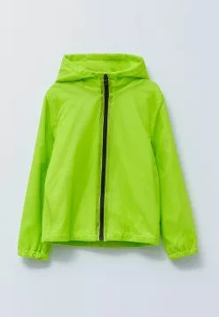 LC WAIKIKI Hooded Basic Boy Raincoat