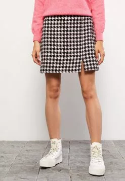 LC WAIKIKI Plaid Tweed Women's Tube Skirt 12 LC WAIKIKI Plaid Tweed Women's Tube Skirt -LC WAIKIKI popular shop lc waikiki 3907 8374936 4