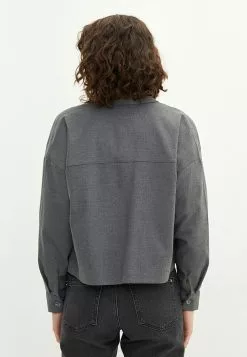 LC WAIKIKI Buttoned Regular Long Sleeve Gabardine Women's Shirt Jacket -LC WAIKIKI popular shop lc waikiki 3933 5042936 5