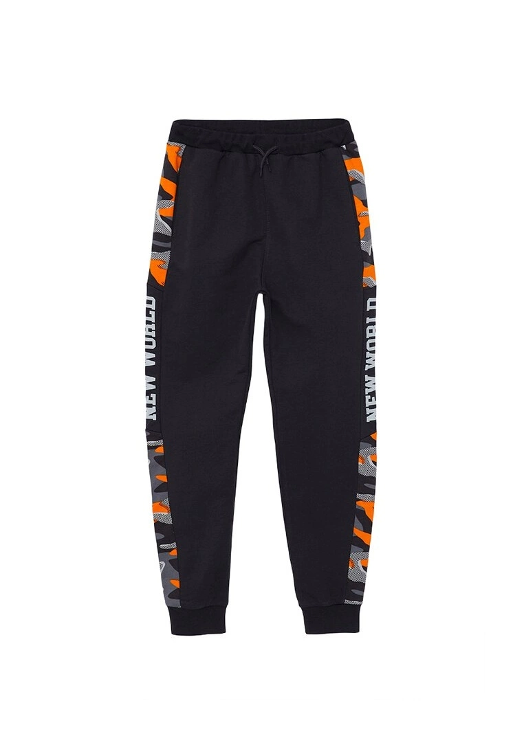 LC WAIKIKI Printed Boys Joggers 3 LC WAIKIKI Printed Boys Joggers